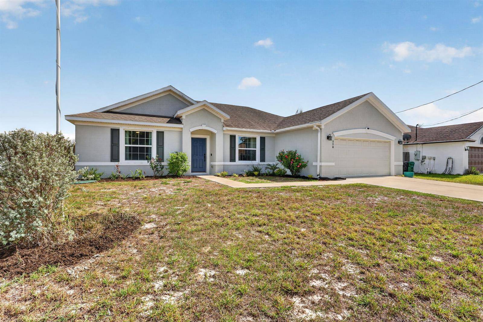 770 SW SaragossaPort St. Lucie - picture
