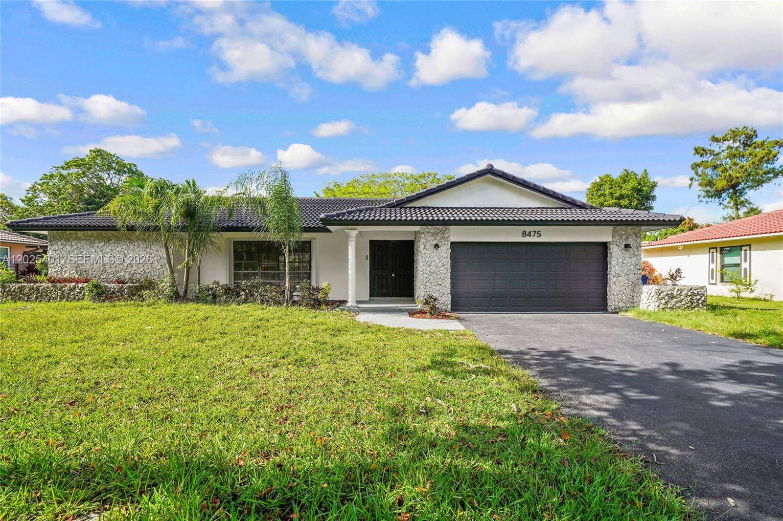 8475 NW 2nd MnrCoral Springs - picture