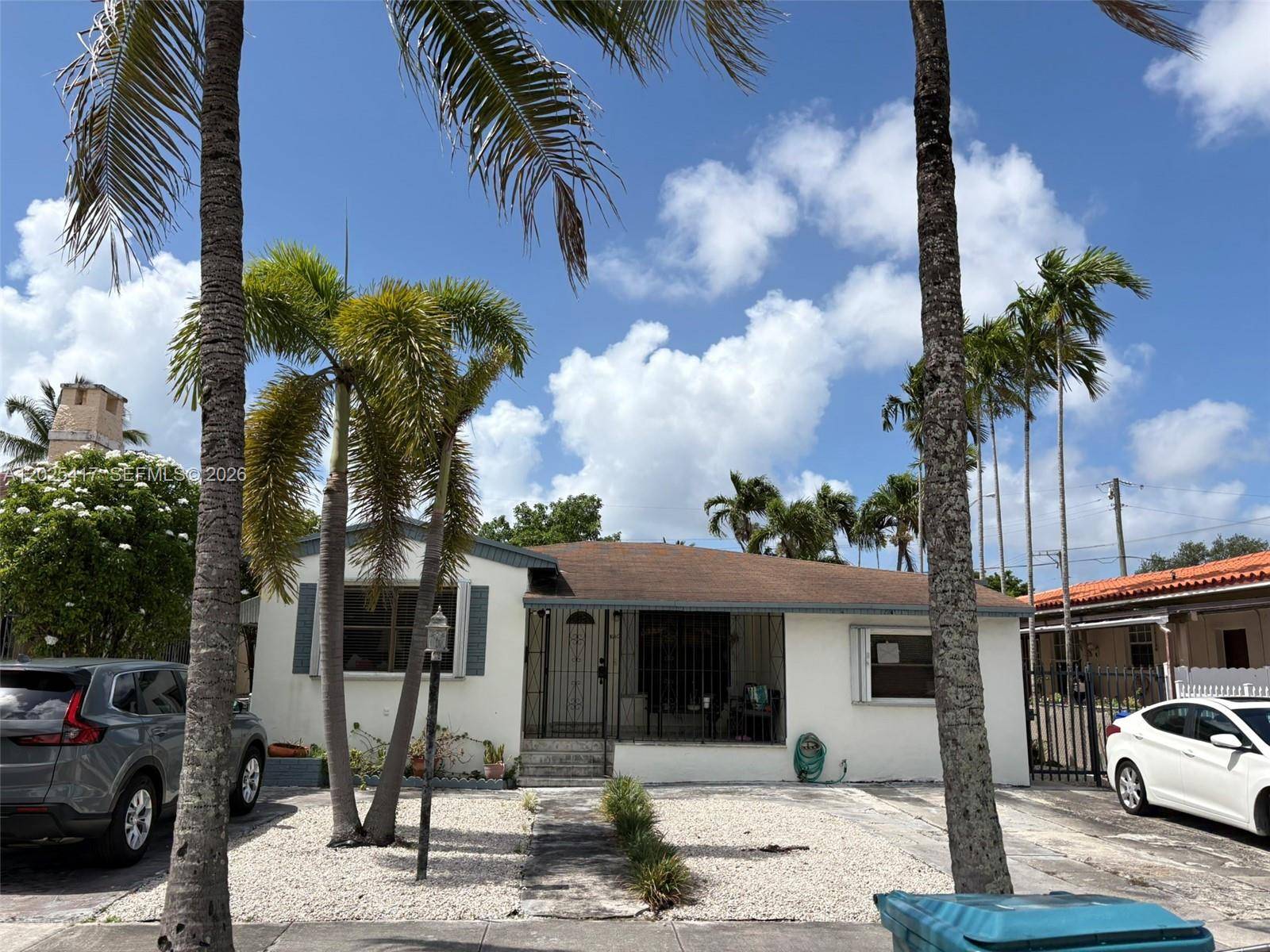 1680 SW 14th TerMiami - picture
