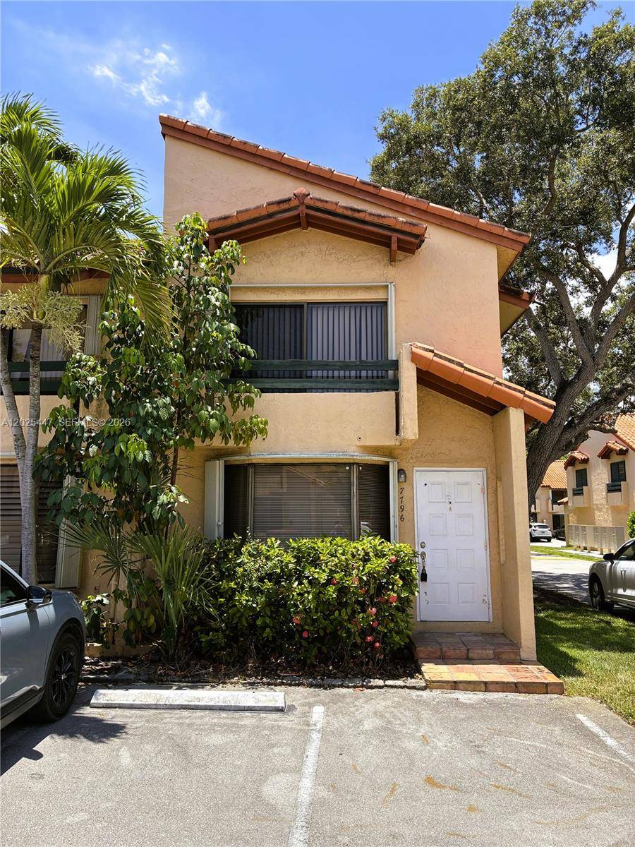 7796 SW 102nd LnMiami - picture