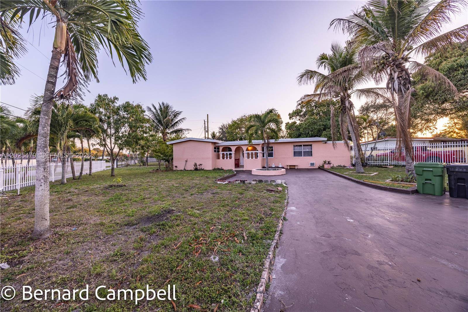 918 NW 13th CtFort Lauderdale - picture