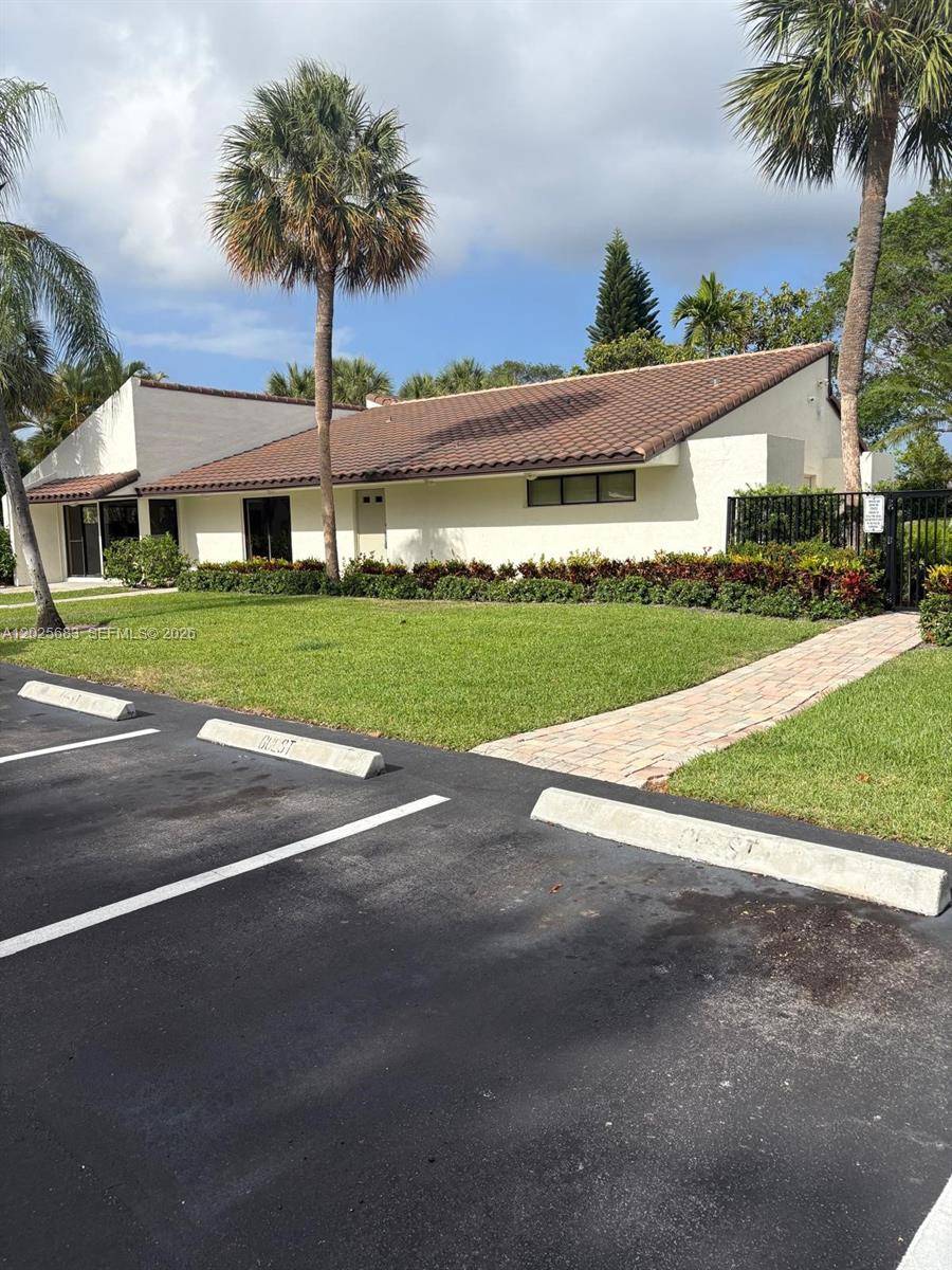 7200 NW 2nd AveBoca Raton - SUNFLOWER CONDO condo unit 1180 - picture