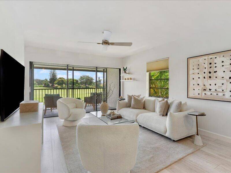 551 GreenswardDelray Beach - SEAGATE GOLF AT THE HAMLET,SEAGATE GOLF condo unit 204-d - picture