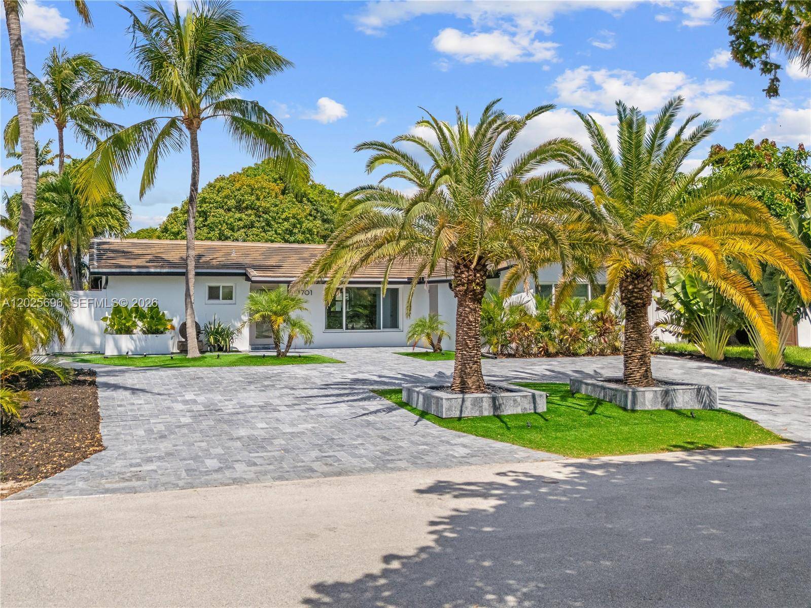 1701 SW 3rd AvePompano Beach - picture
