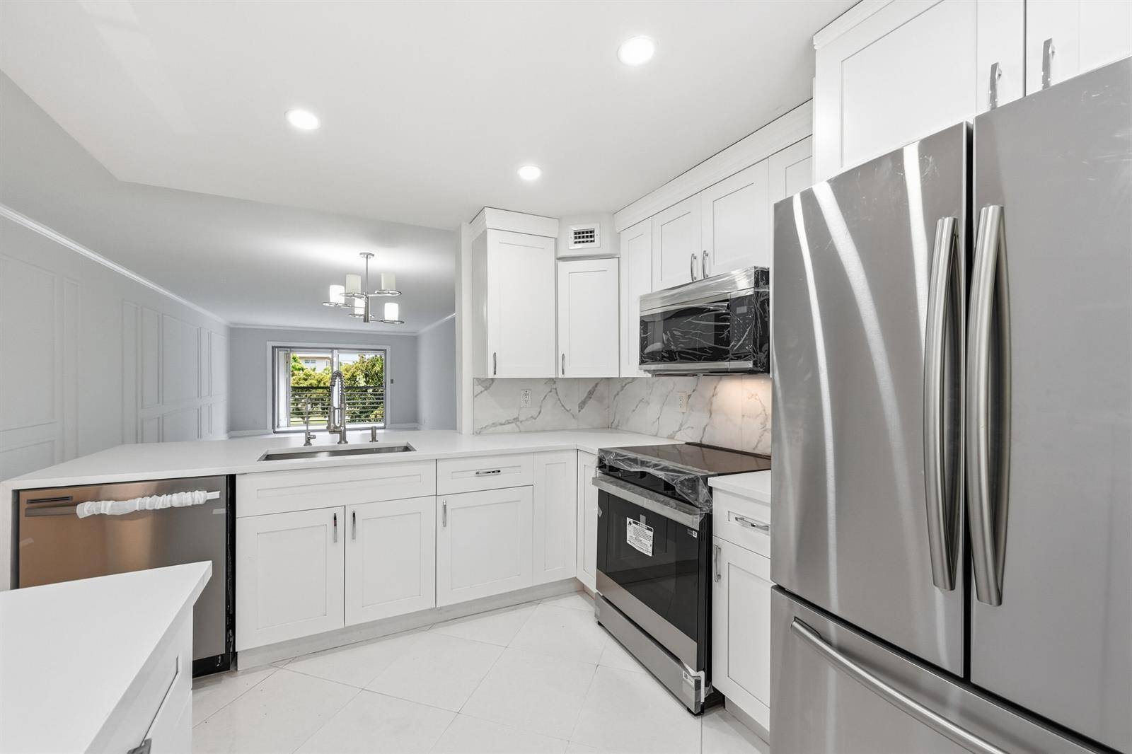 2006 GranadaCoconut Creek - GRANADA VILLAGE A CONDO,WYNMOOR-GRANADA condo unit M3 - picture