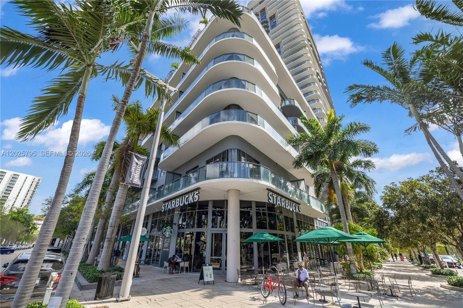 121 NE 34th StMiami - Condo/Co-Op/Seasonal,Condo condo unit 2111 - picture