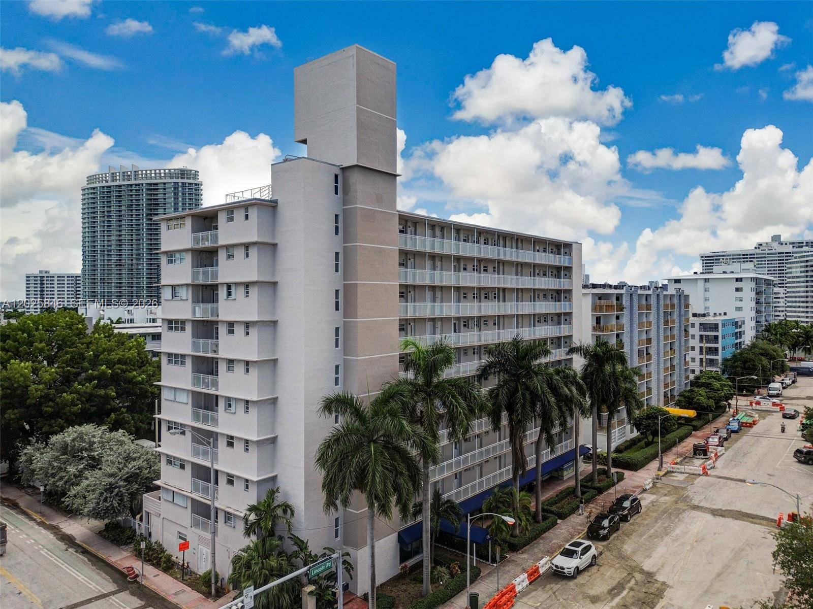 1300 Lincoln RdMiami Beach - LINCOLN TOWERS CONDO condo unit B402 - picture