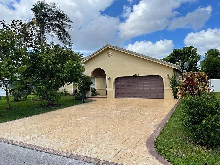 6401 W Sedgewyck CirDavie - picture