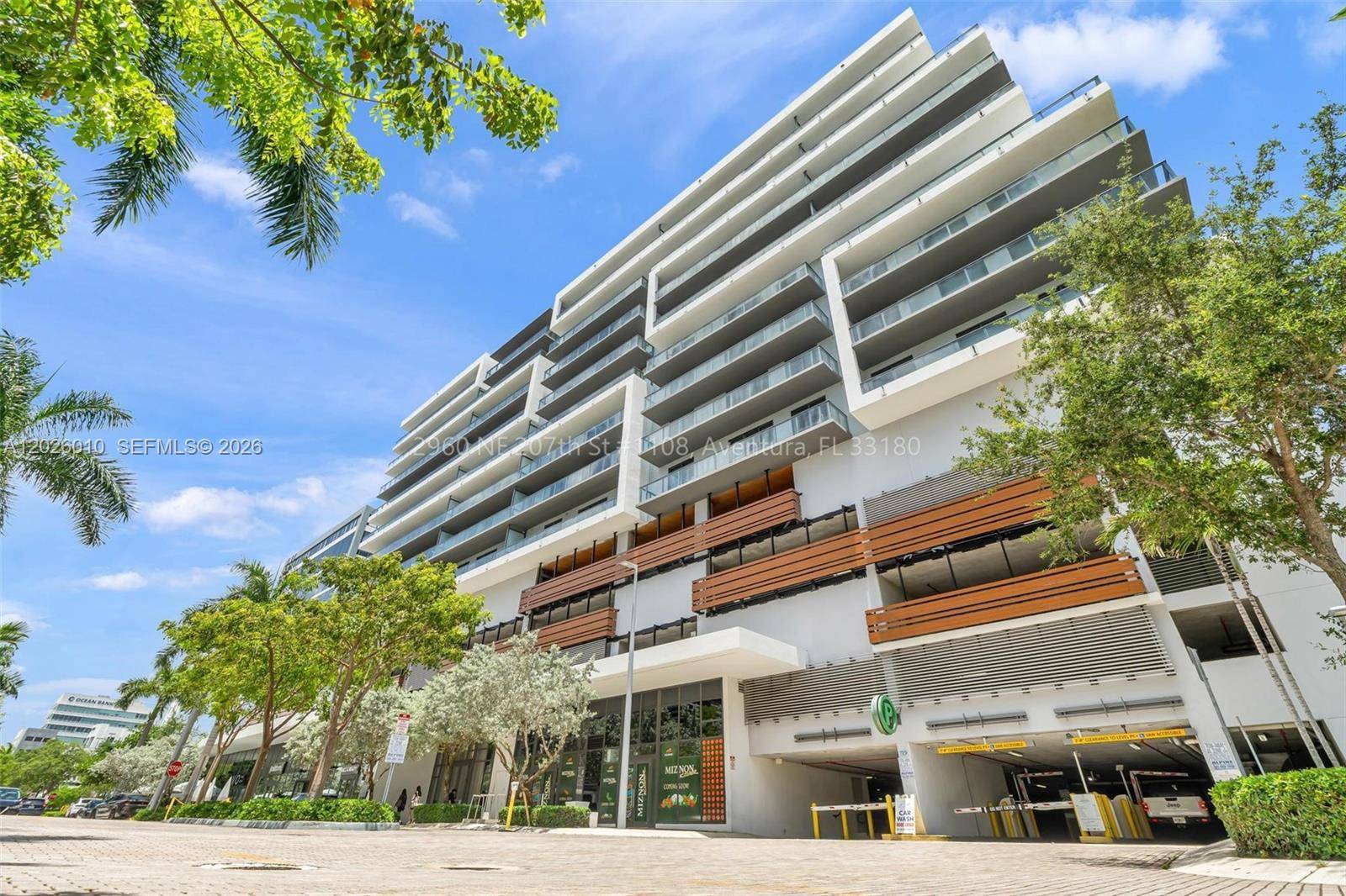 2960 NE 207th StAventura - AVENTURA PARKSQUARE RESID condo unit 1108 - picture