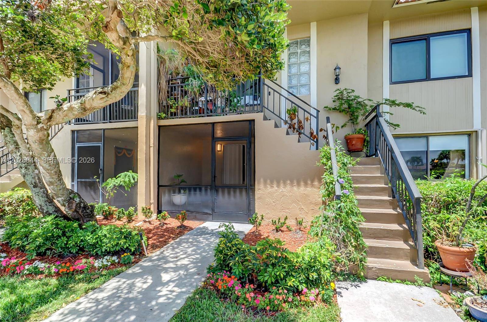 302 Lakeview DrWeston - RACQUET CLUB APTS AT BONA condo unit 105 - picture