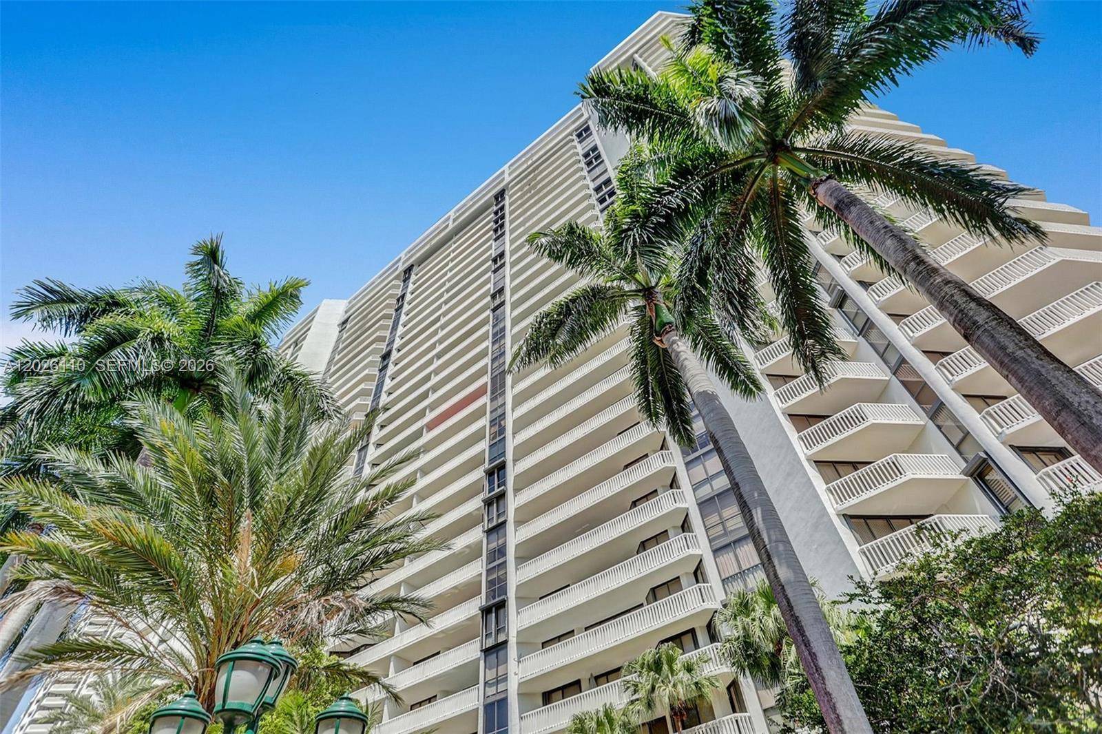 2000 Island BlvdAventura - Condo/Co-Op/Annual,Condo condo unit 1108 - picture