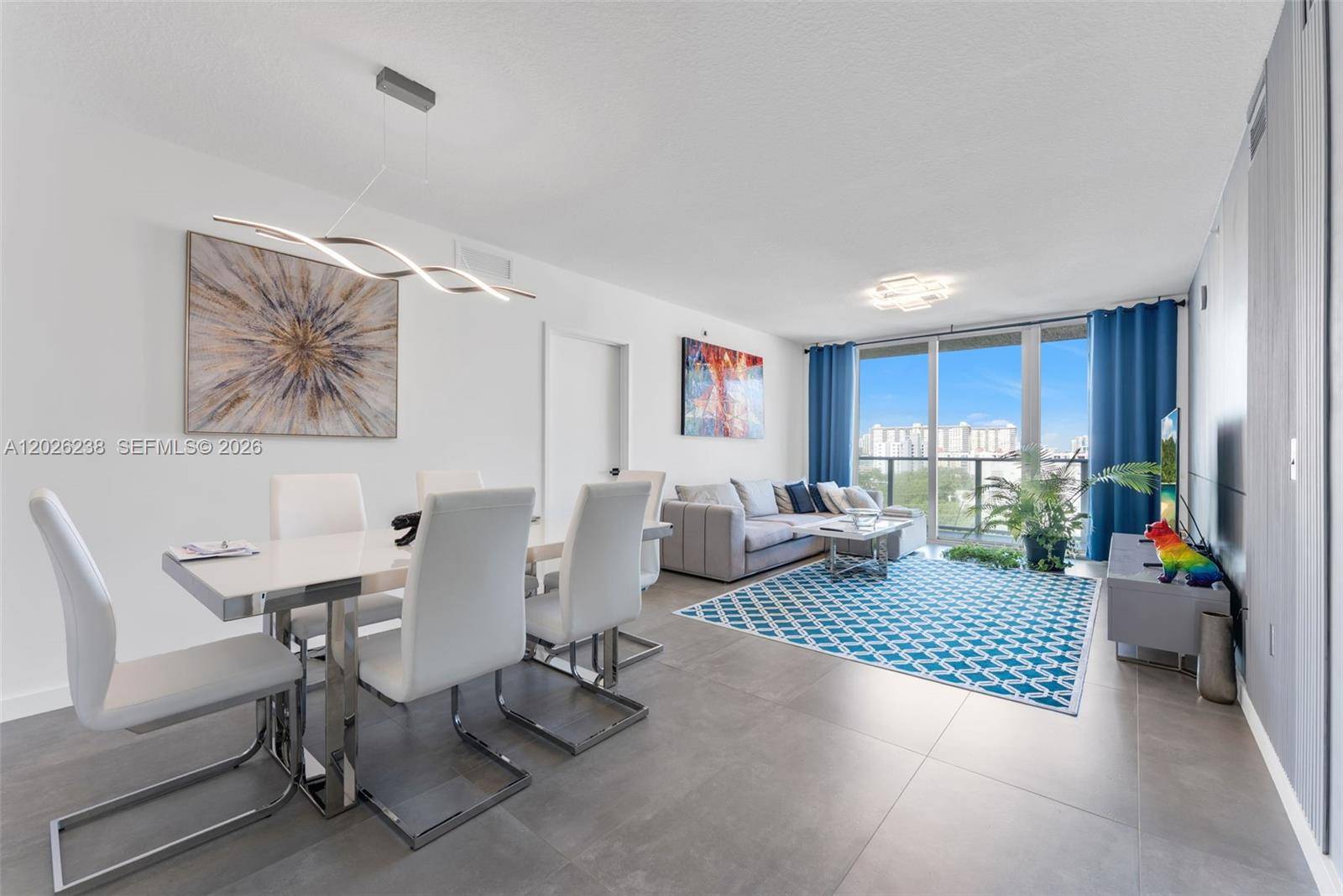 300 Sunny Isles BlvdSunny Isles Beach - Condo/Co-Op/Annual,Condo condo unit 4-905 - picture