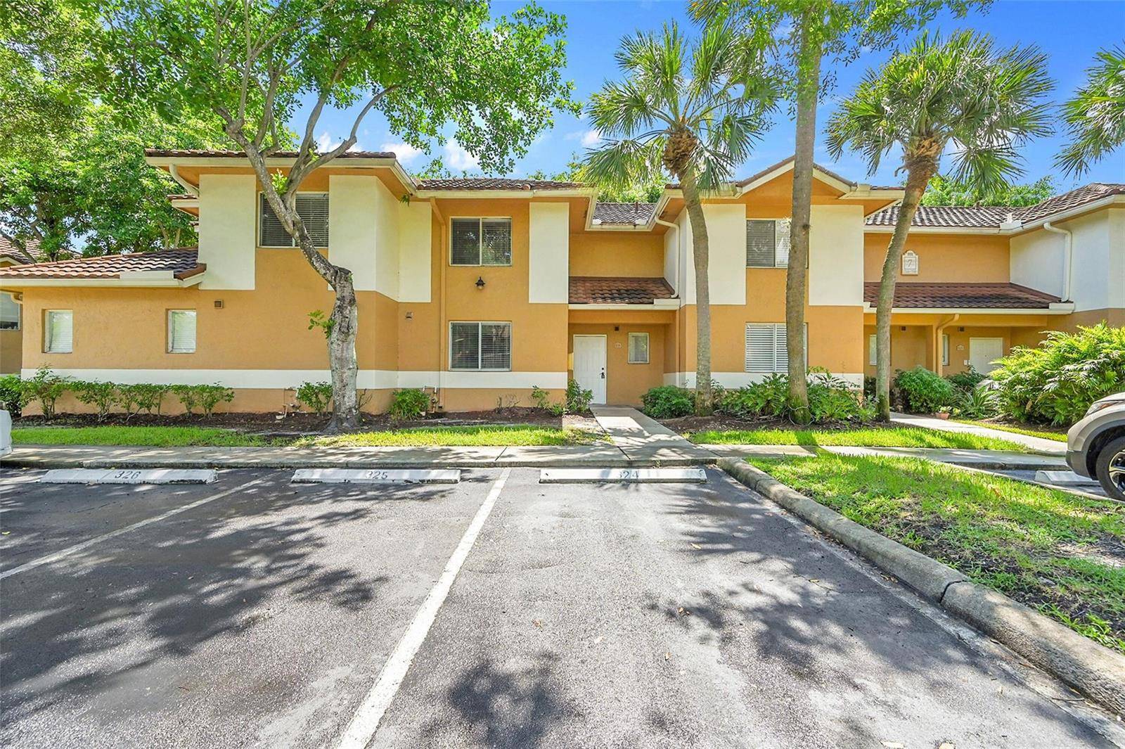 796 NW 91stPlantation - picture
