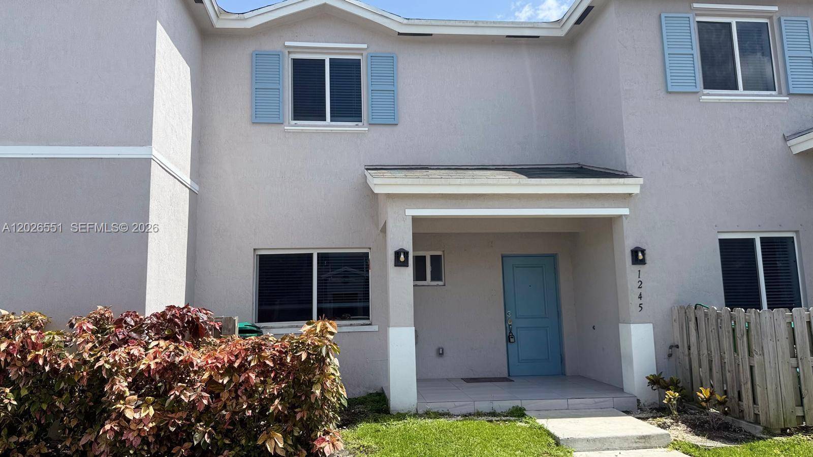 1245 NW 3rd LnFlorida City - picture