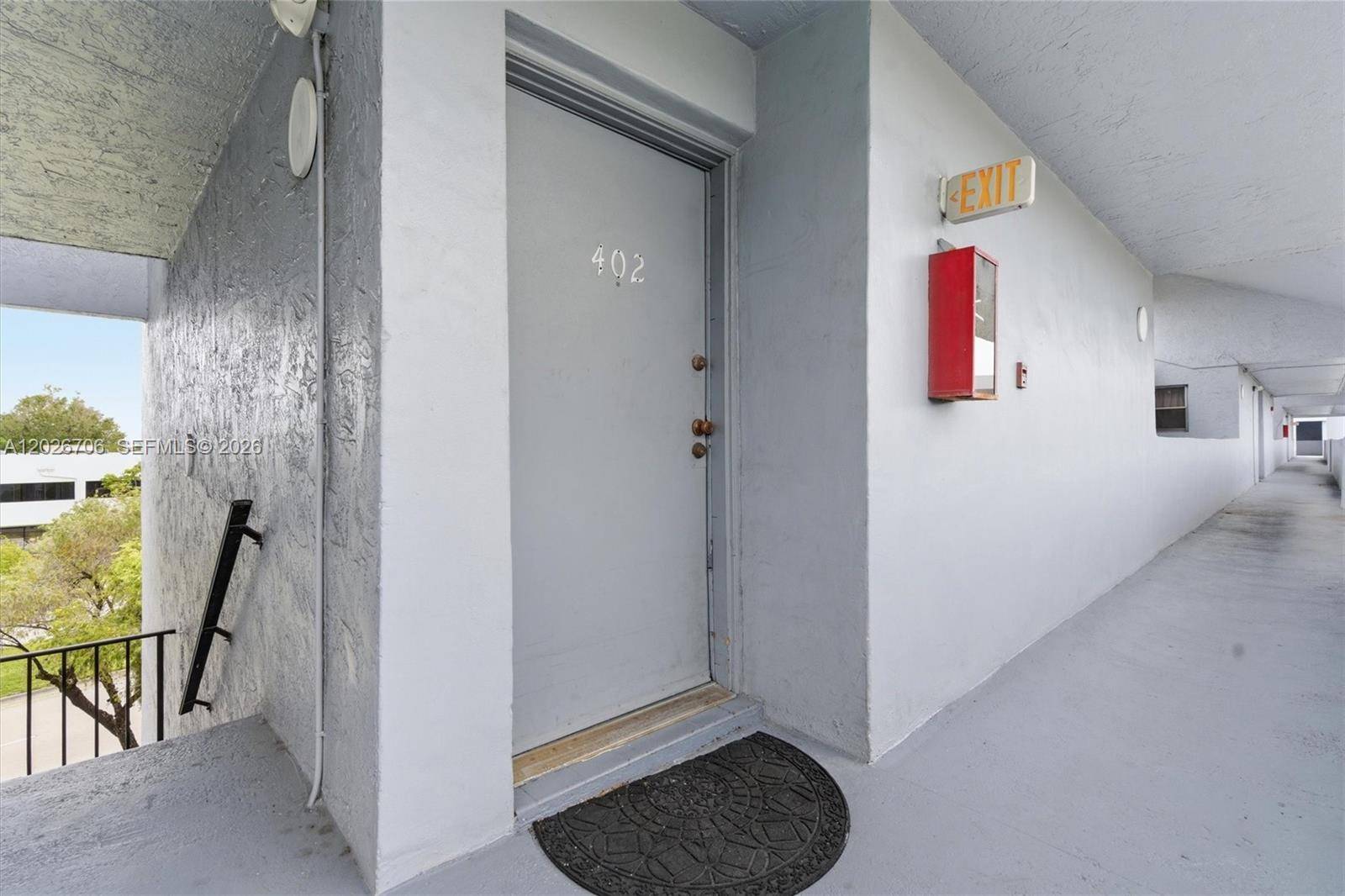 210 Fontainebleau BlvdMiami - THE GREENS CONDO condo unit 402 - picture