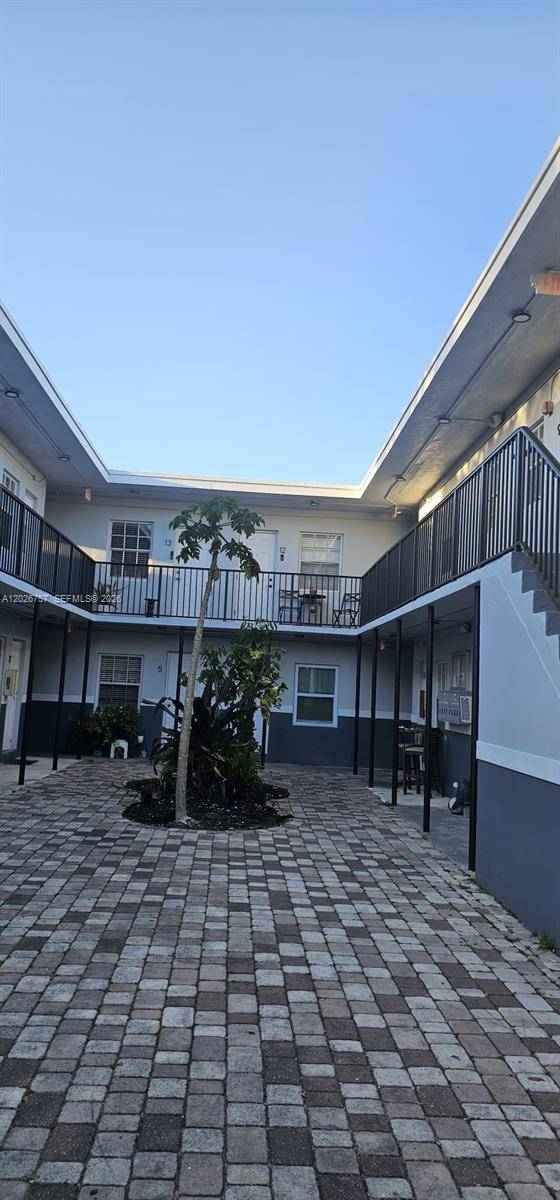 3615 Thomas AveMiami - Townhouse,Condo condo unit 13 - picture