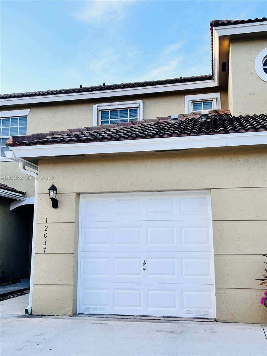 12037 SW 5th CtPembroke Pines - picture