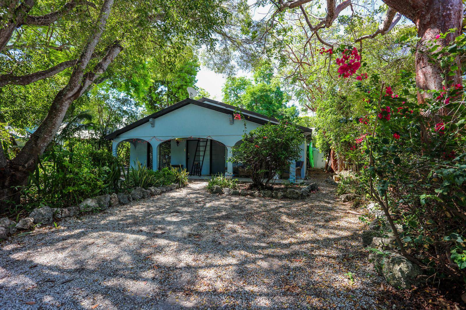 145 Casa CourtTavernier - picture