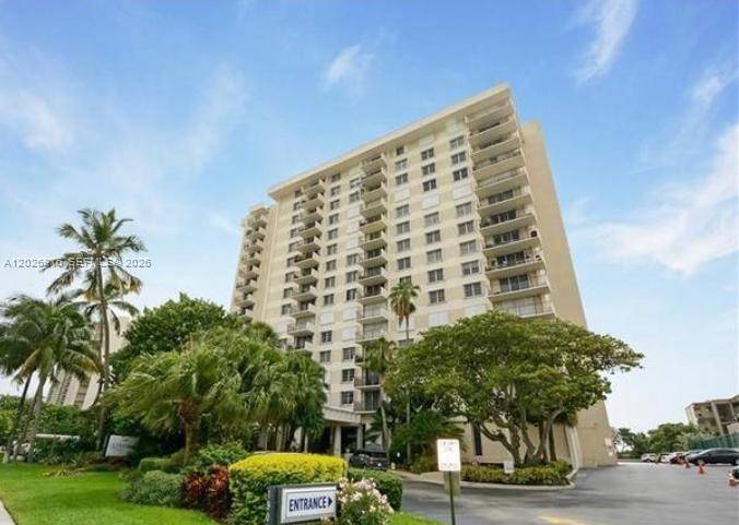1900 S Ocean BlvdLauderdale By The Sea - Condo/Co-Op/Annual,Condo condo unit 14P - picture