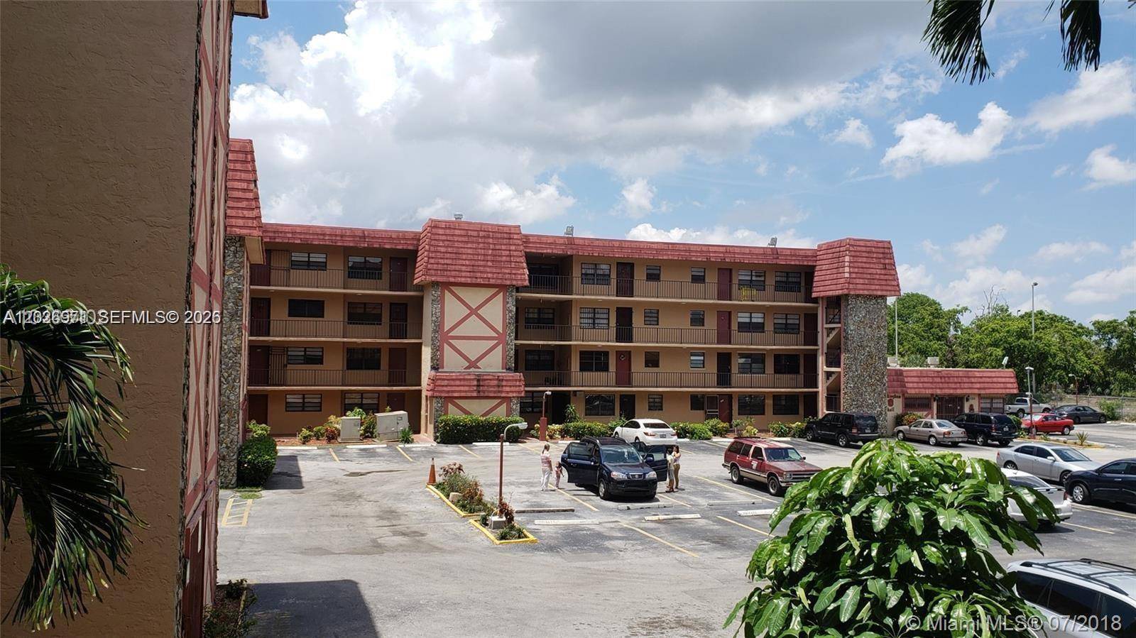 1325 W 68th StHialeah - Condo 5+ Stories,Condo condo unit 214 - picture