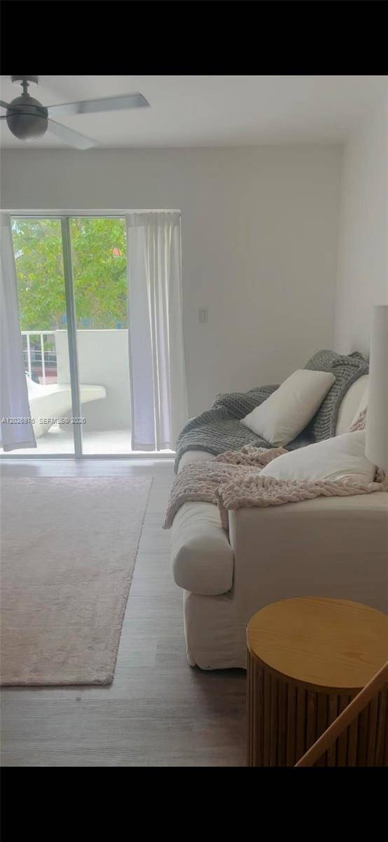 240 Collins AveMiami Beach - Condo 1-4 Stories,Condo condo unit 2B - picture