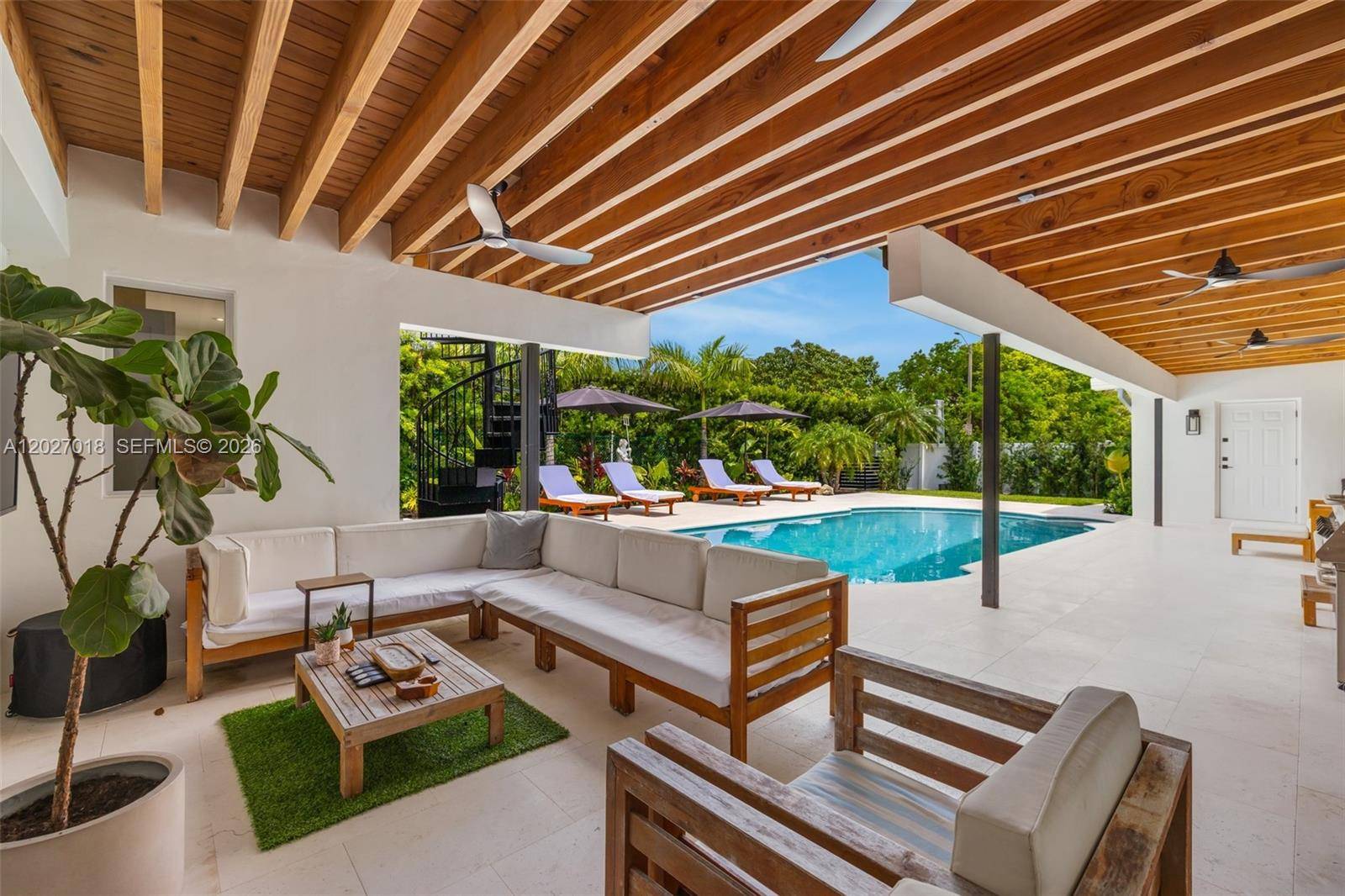 4730 SW 89th AveMiami - picture