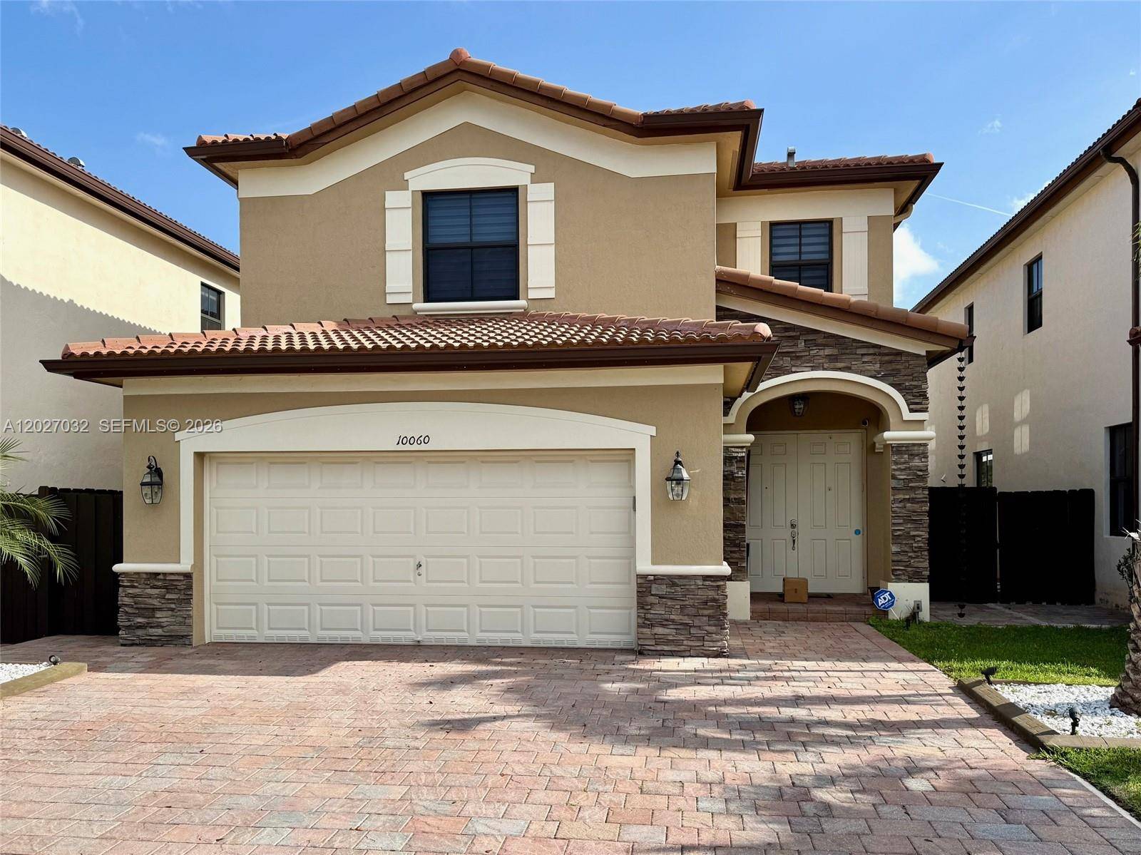 10060 NW 86th TerDoral - picture
