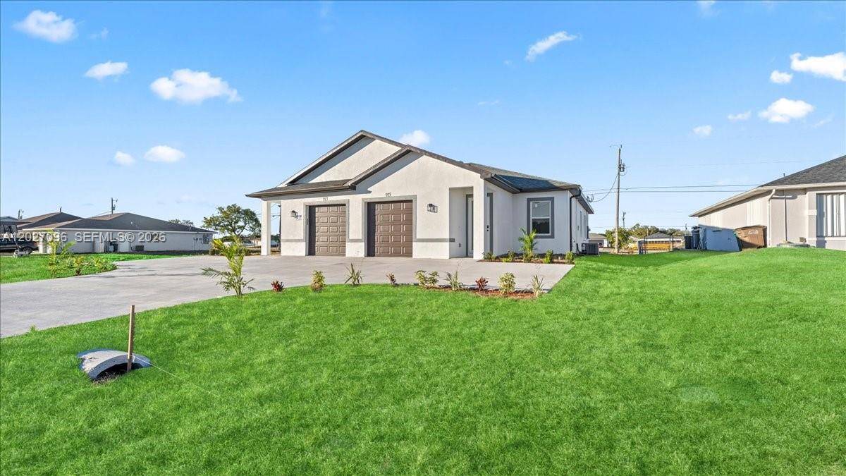 1318/1320 NE 16TH TERCape Coral - picture