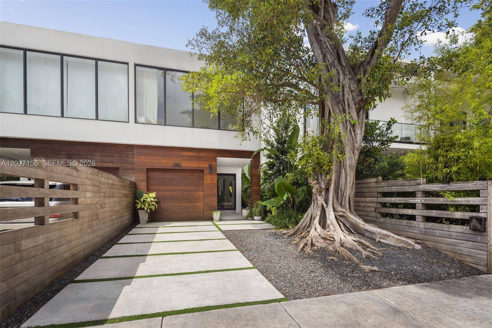 2986 Coconut AveCoconut Grove - picture