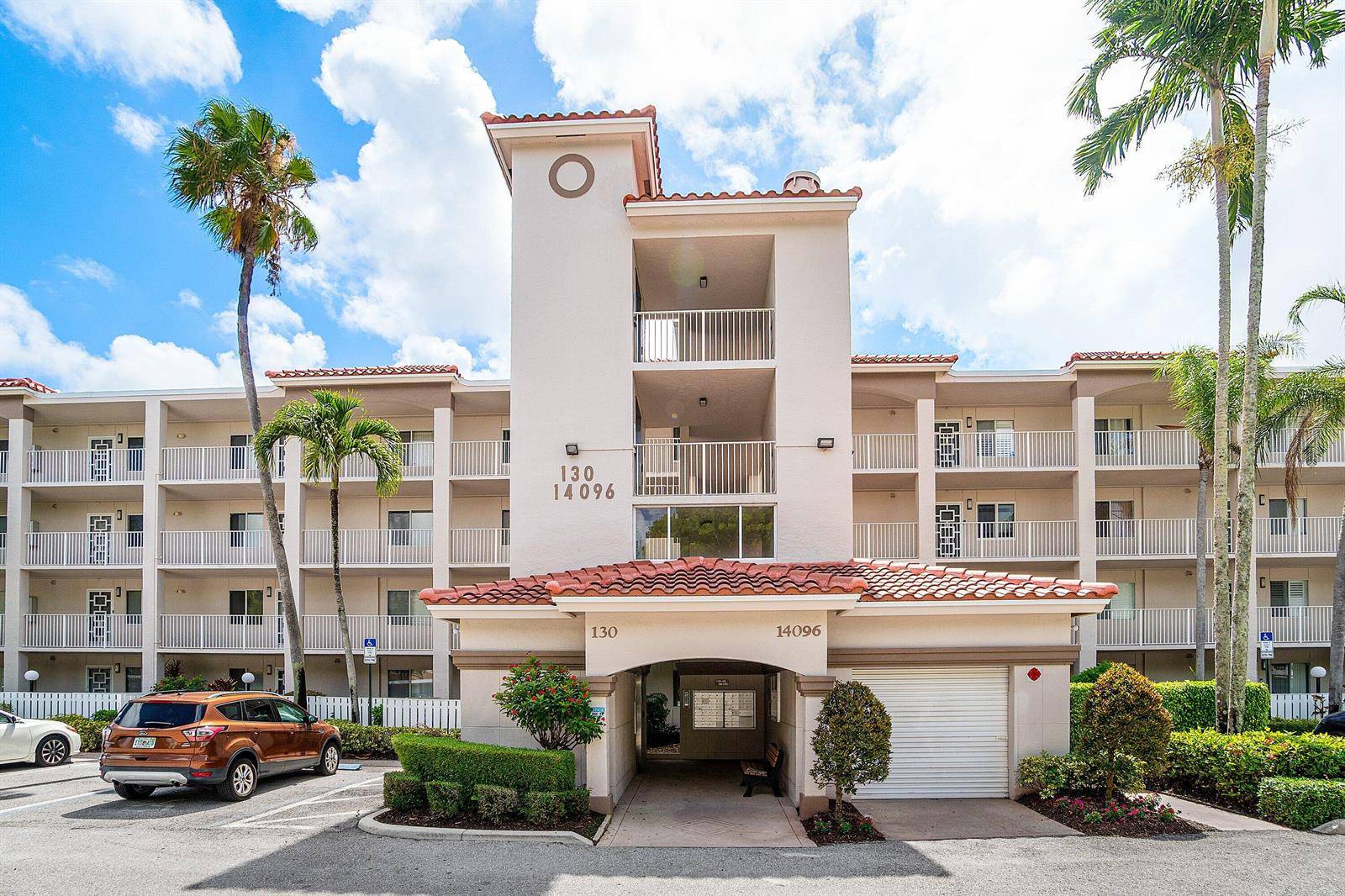 14096 Huntington PointeDelray Beach - HUNTINGTON POINTE condo unit 106 - picture