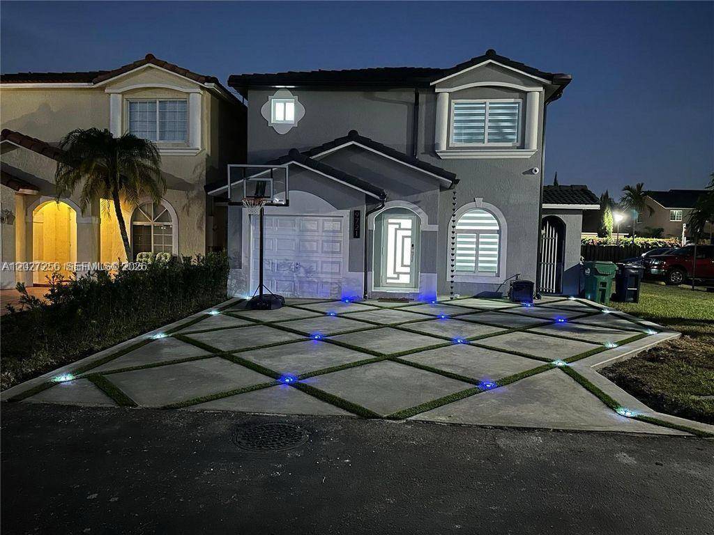 9721 SW 162nd CtMiami - picture