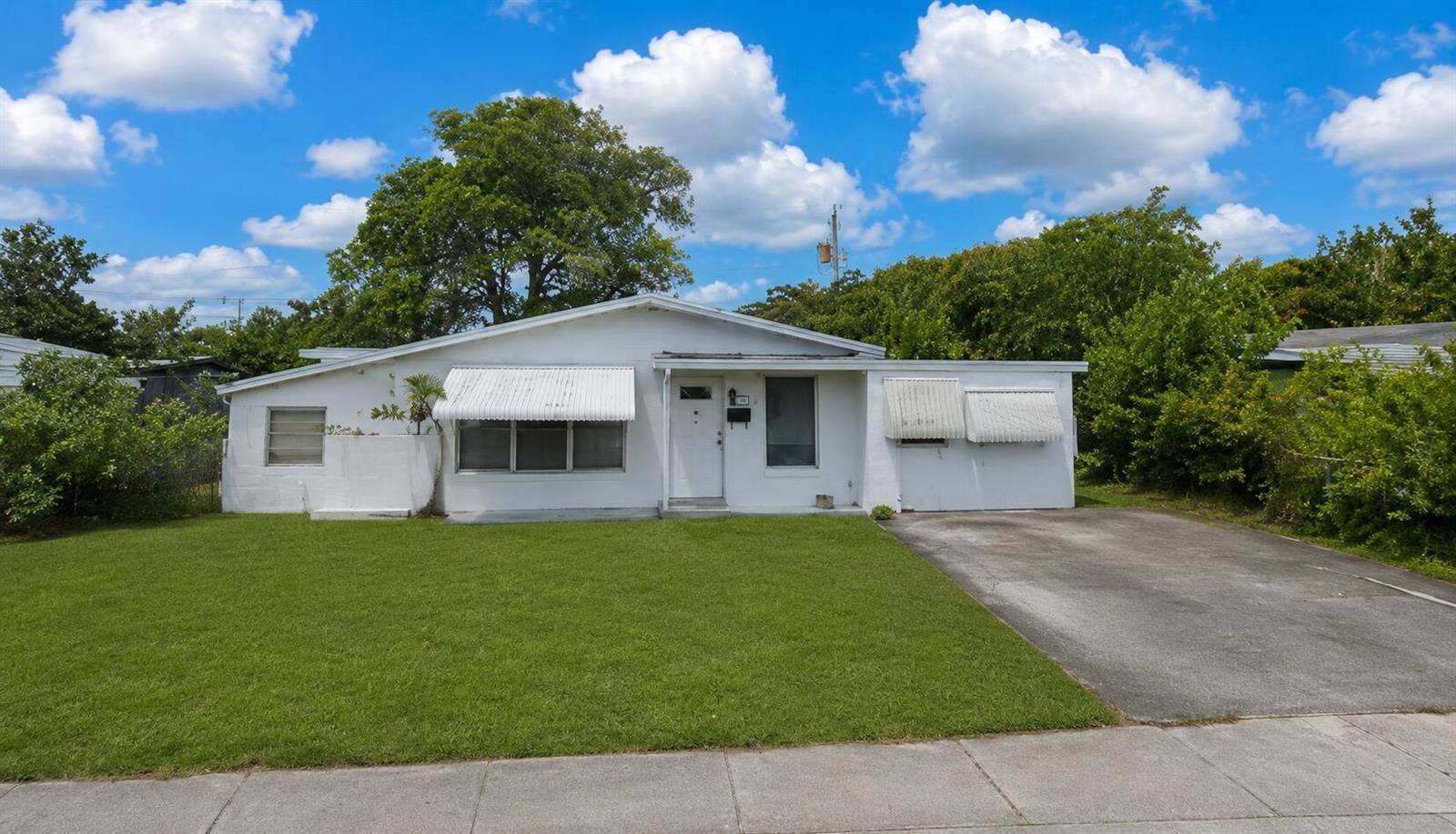 1781 NW 6thPompano Beach - picture