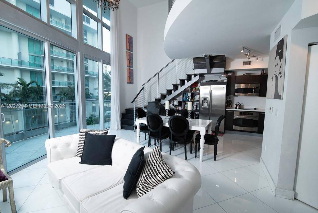 90 SW 3rd StMiami - Condo/Co-Op/Annual,Condo condo unit TH301 - picture