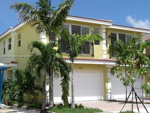 1236 NE 14th AveFort Lauderdale - picture