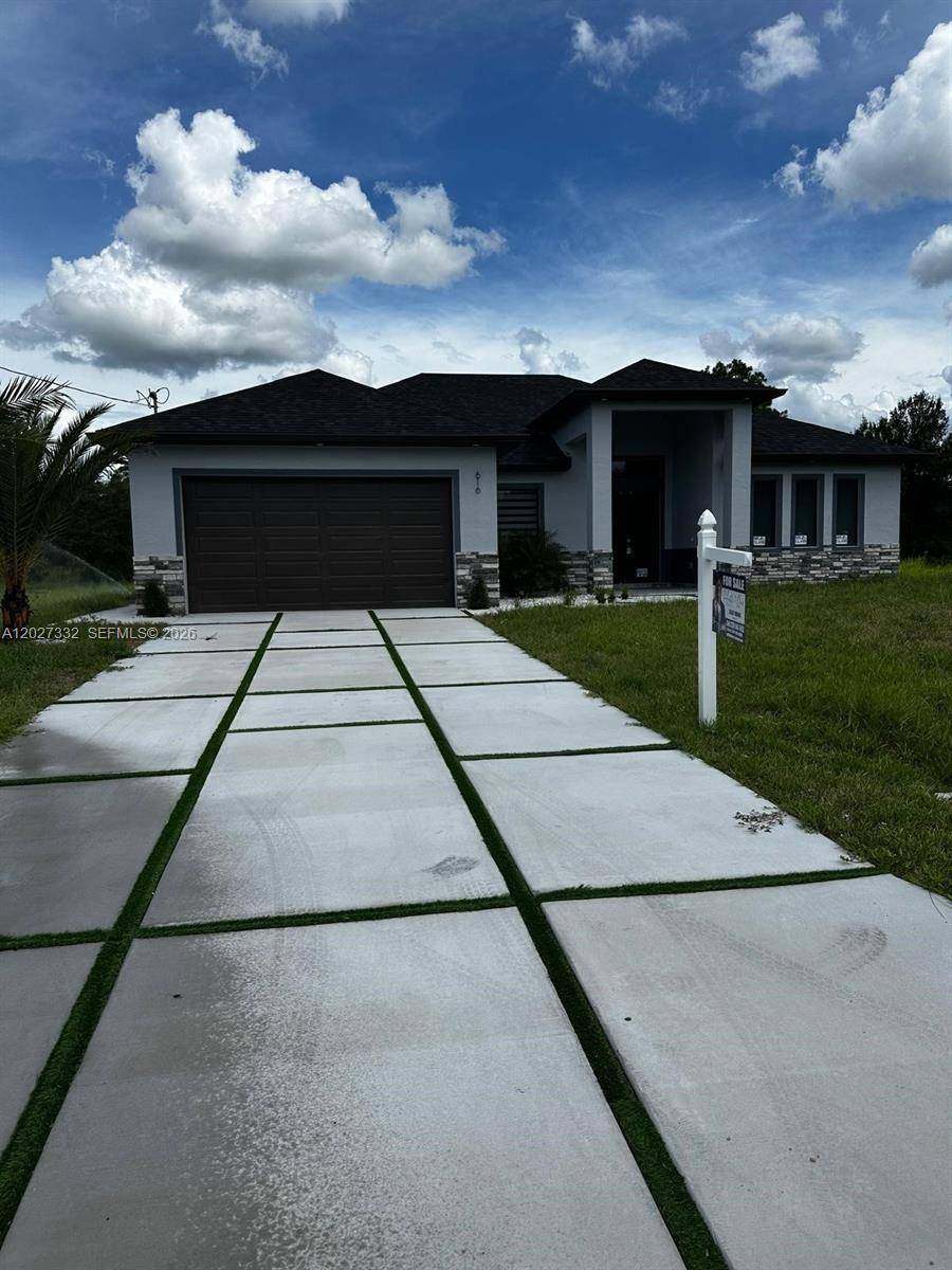 616 Maple Ave NLehigh Acres - picture