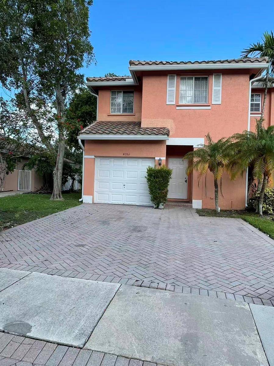 4061 NW 91stSunrise - picture