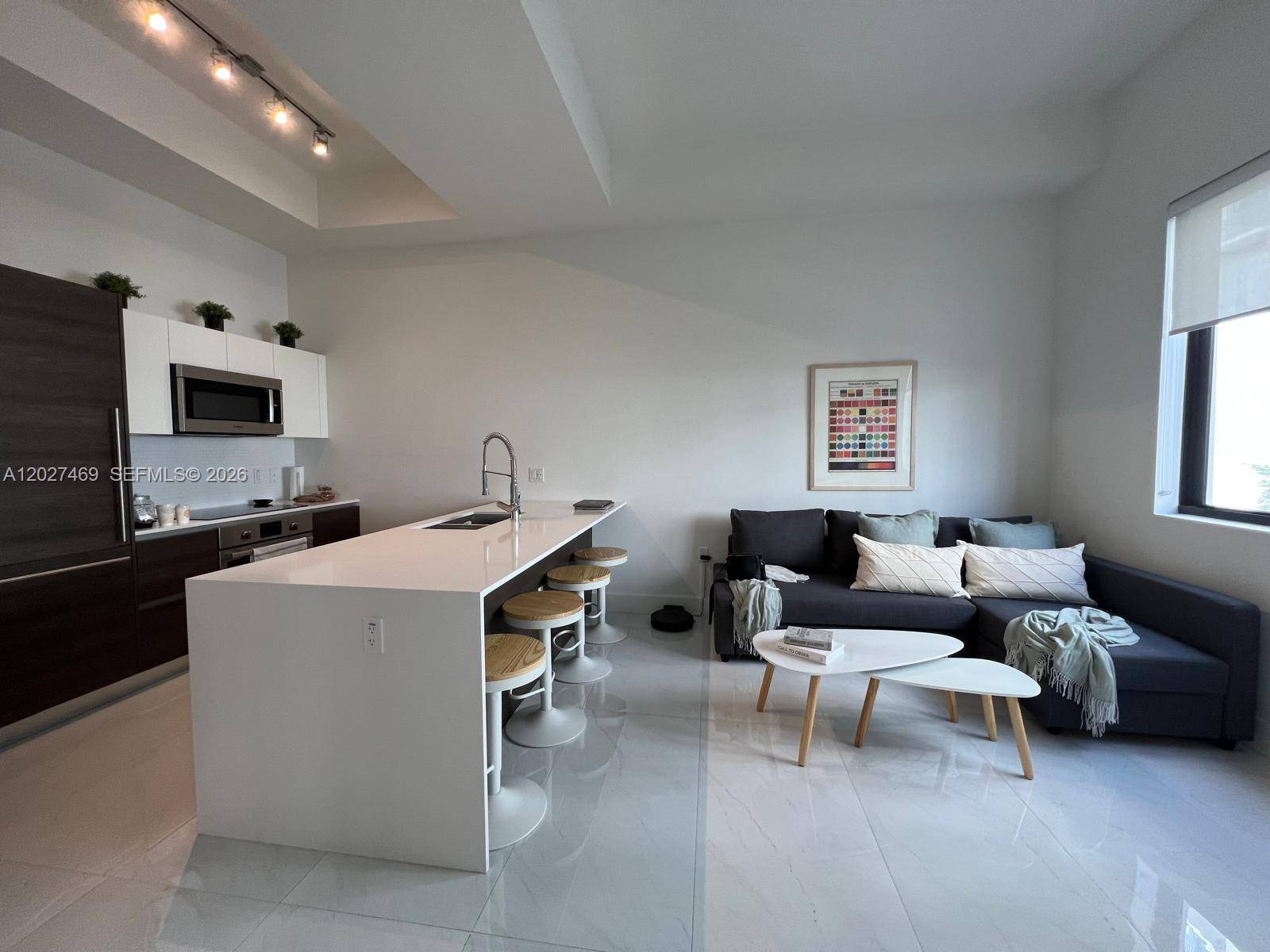 301 Altara AveCoral Gables - Condo/Co-Op/Annual,Condo condo unit 202 - picture