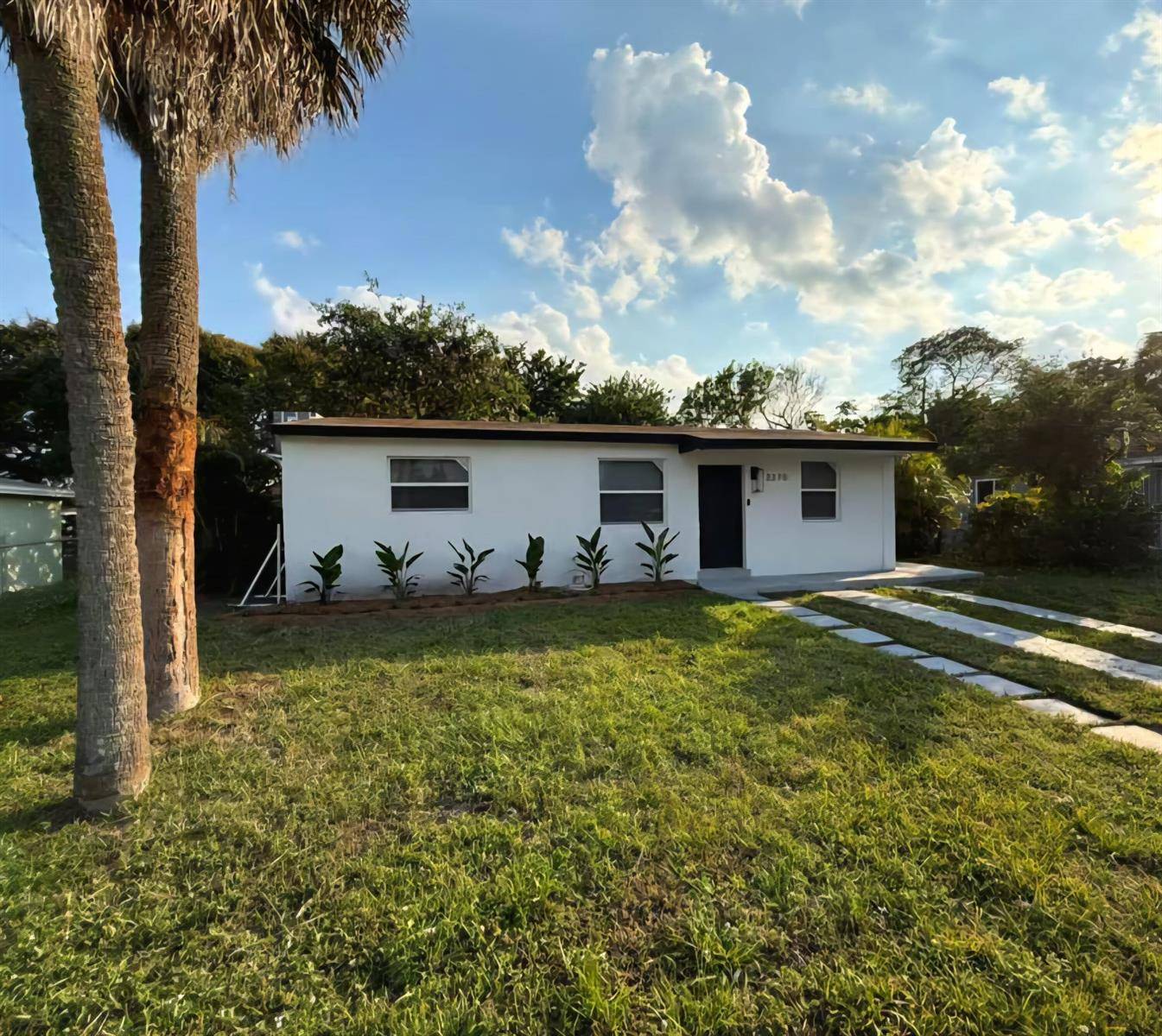 3370 NW 9thLauderhill - picture