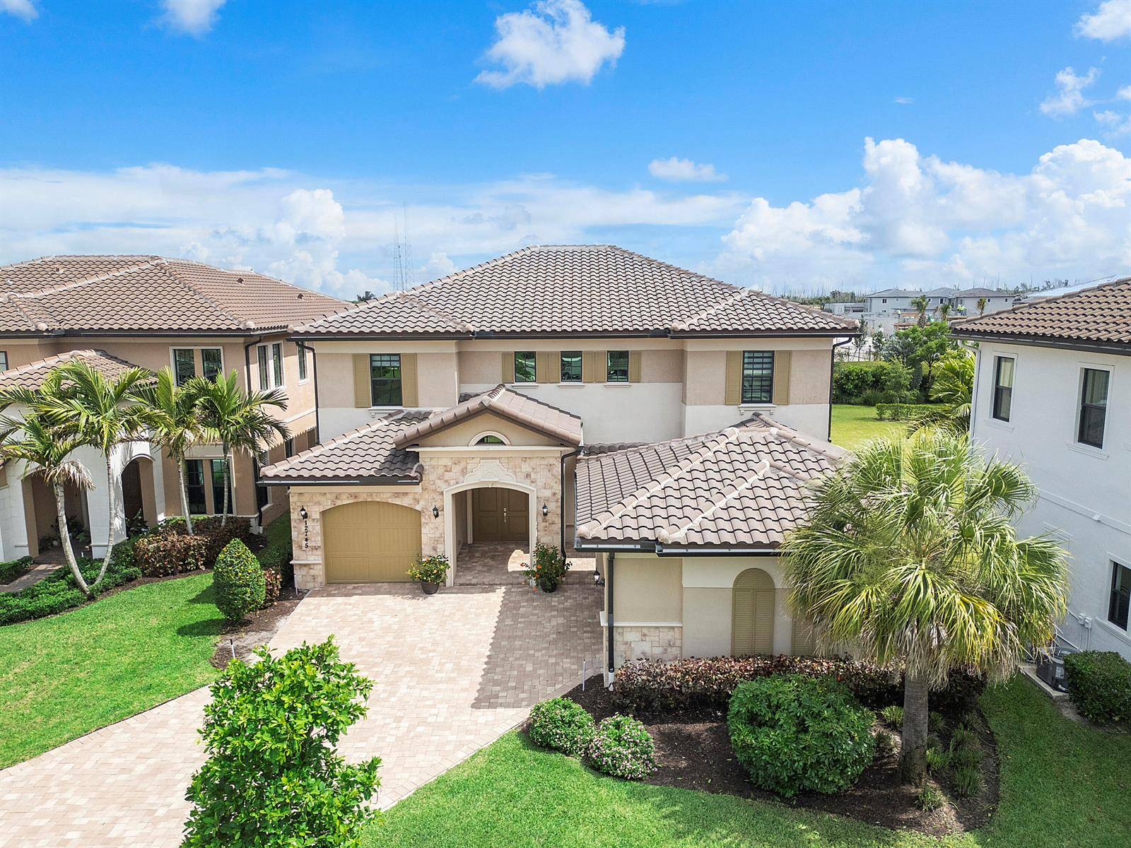 12745 BaysideParkland - picture