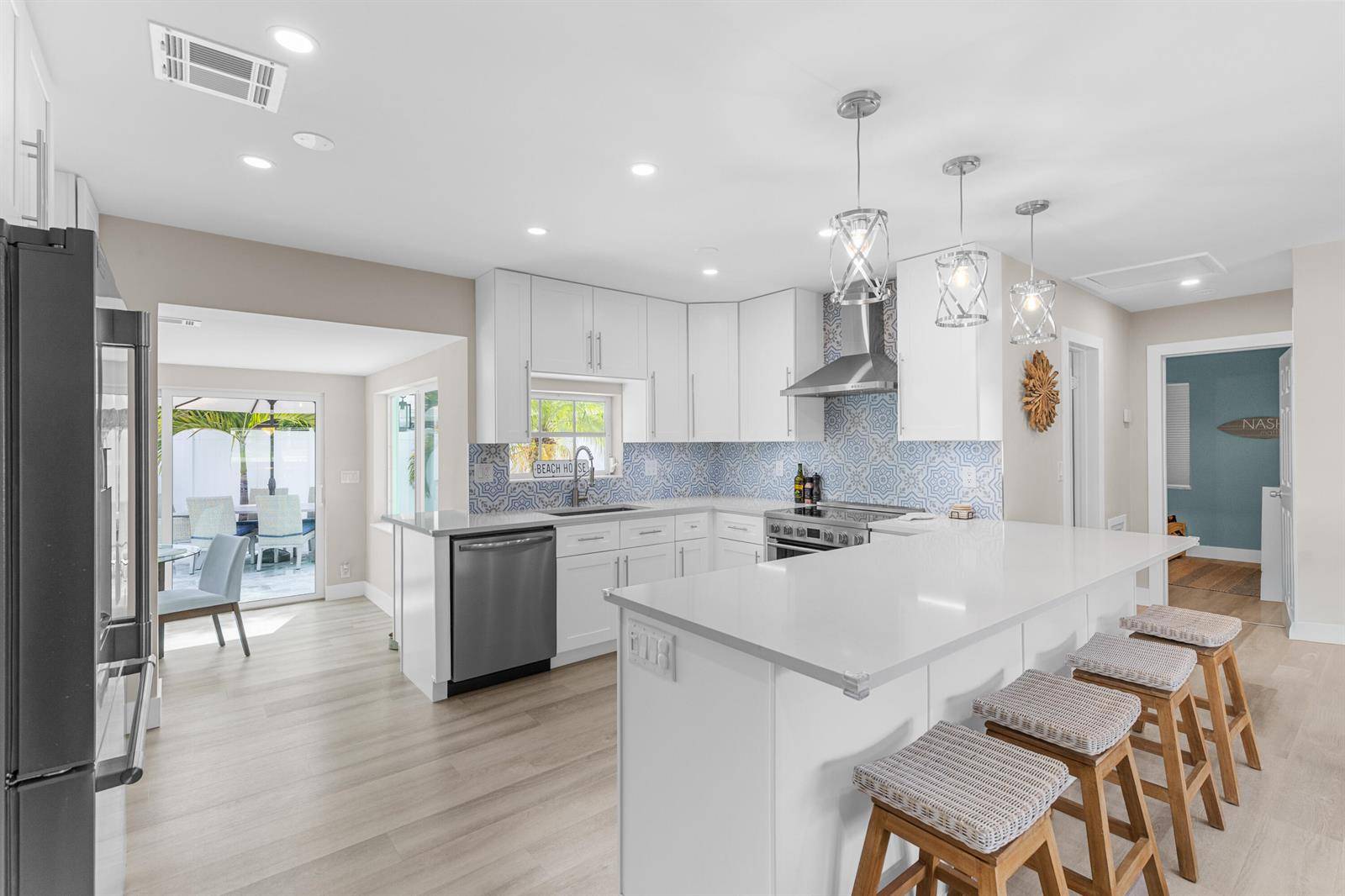 612 SE 10thDeerfield Beach - picture