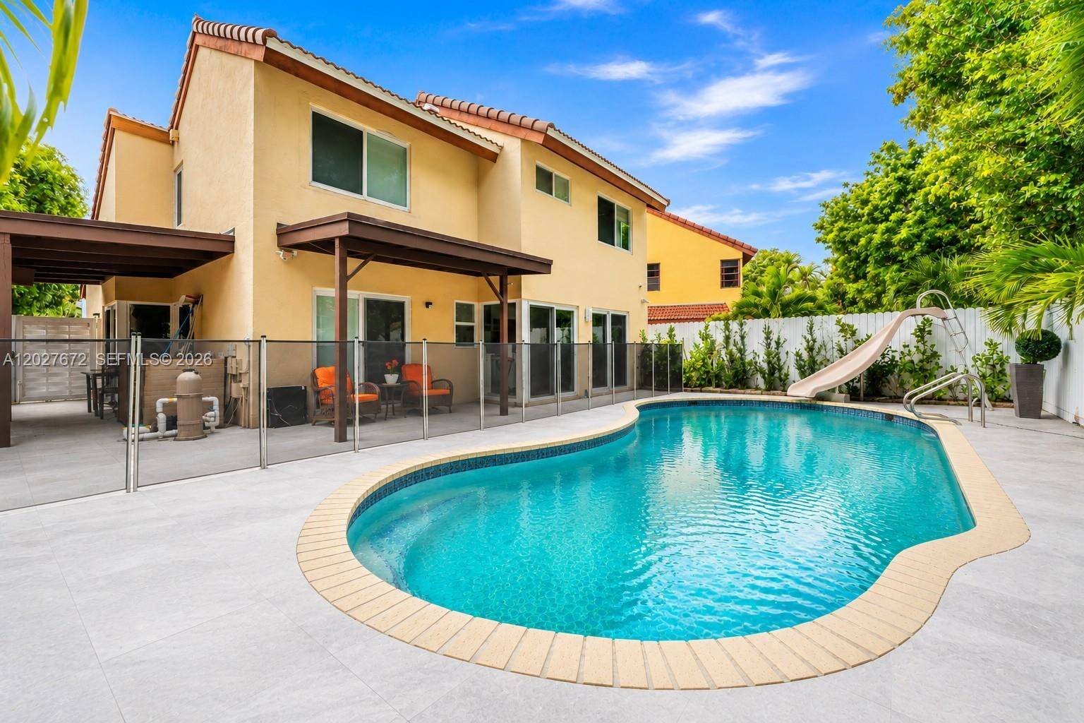 12745 SW 62nd TerMiami - picture