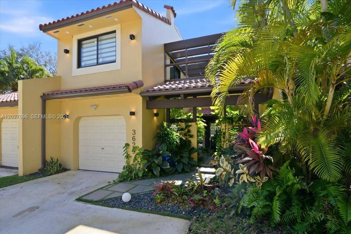 3629 Estepona AveDoral - COSTA DEL SOL CONDO P condo unit E-27 - picture