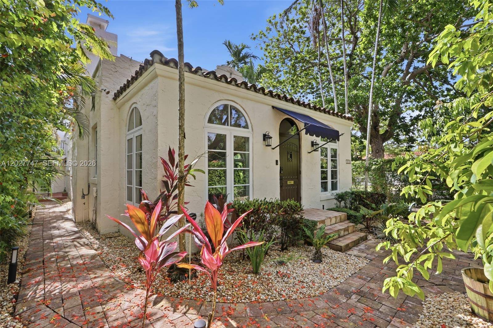 1215 Madrid StCoral Gables - picture