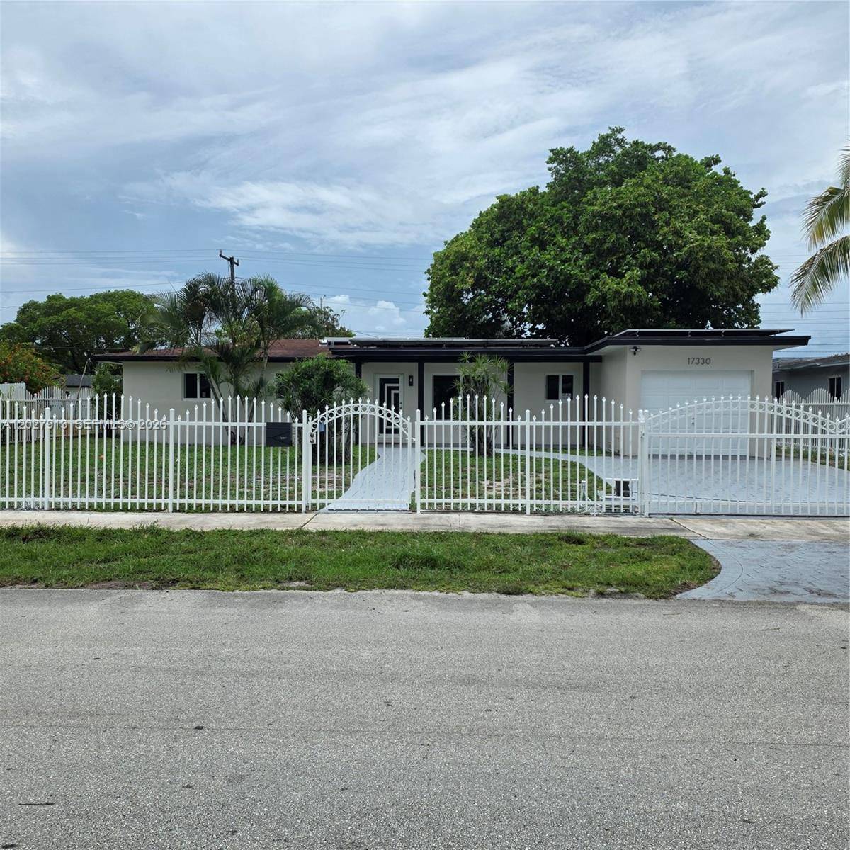 17330 NW 46th AveMiami Gardens - picture