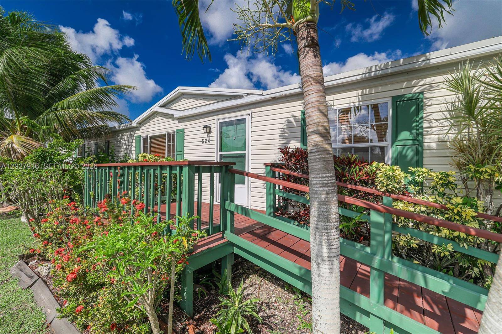19800 SW 180 avenue #524Miami - picture