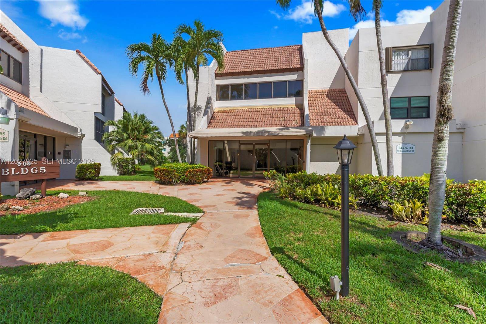 301 Racquet Club RdWeston - Condo 1-4 Stories,Condo condo unit 103 - picture