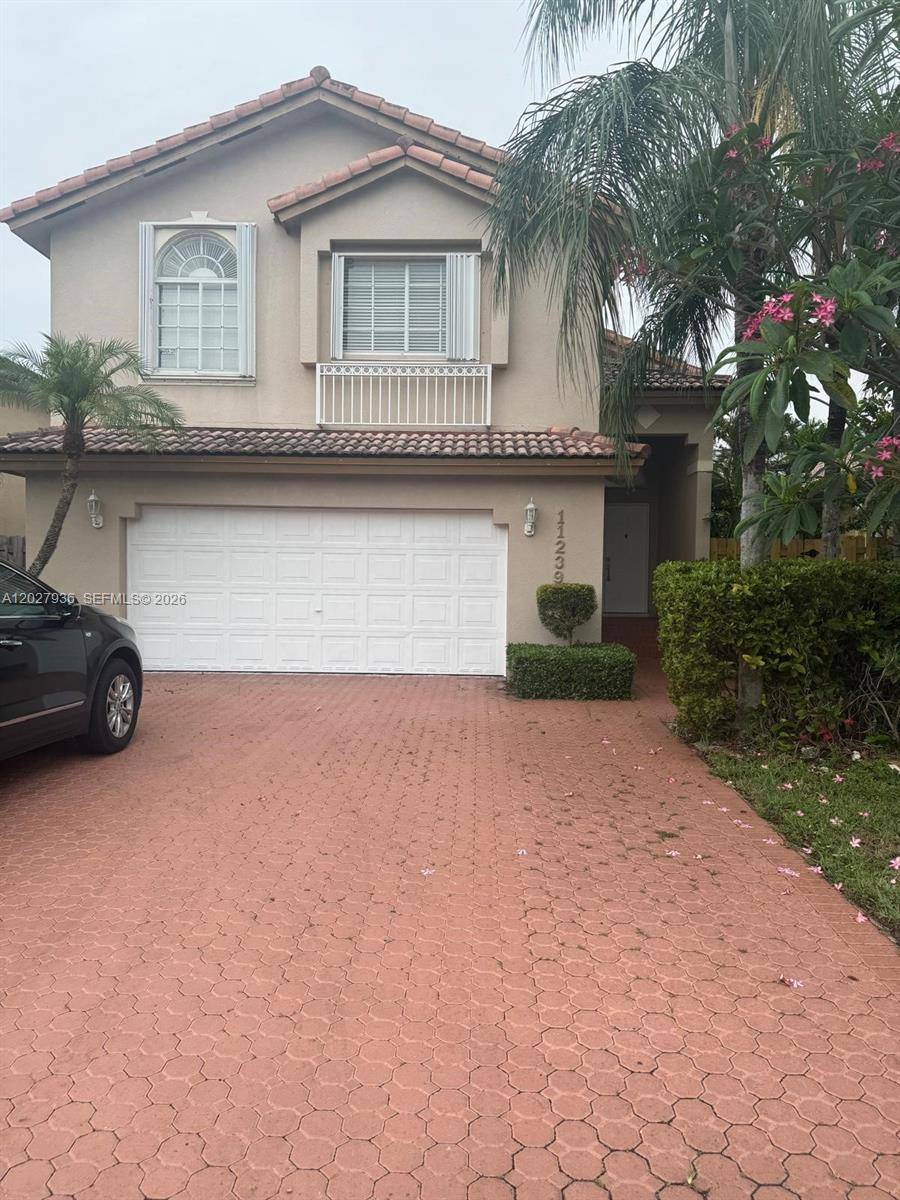 11239 NW 53rd LnDoral - Single Family-Annual,House condo unit 0620 - picture