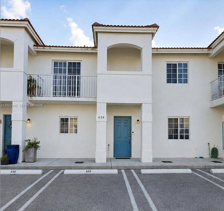 634 SW 2nd PlFlorida City - picture