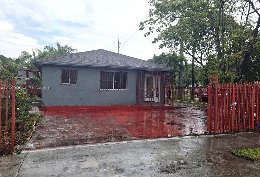 4952 NW 21st AveMiami - picture