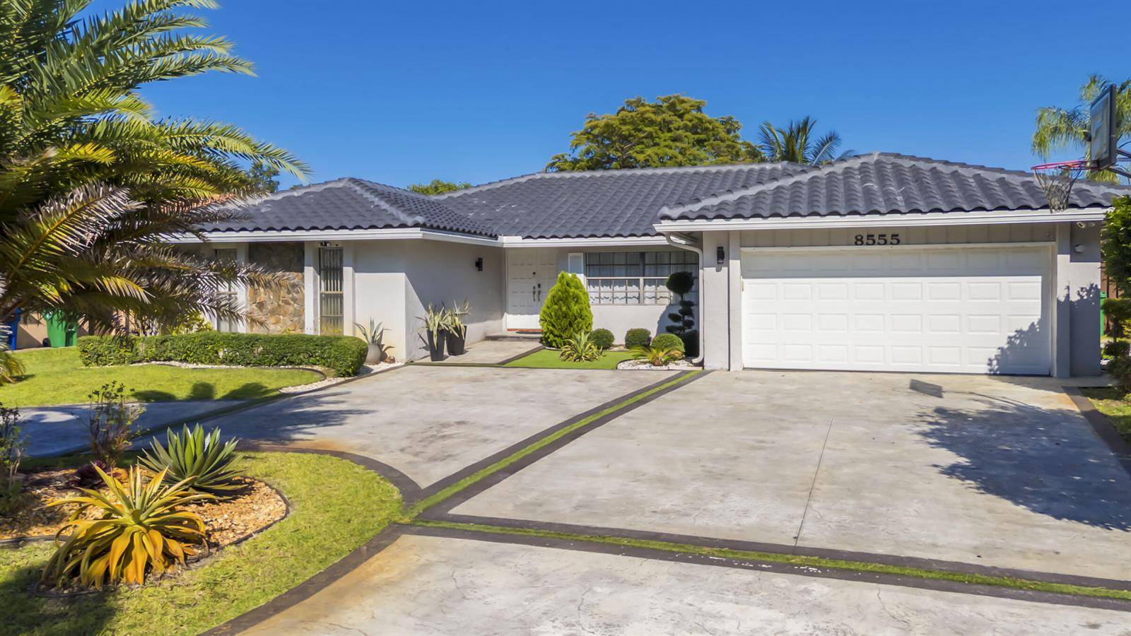 8555 SW 1stCoral Springs - picture